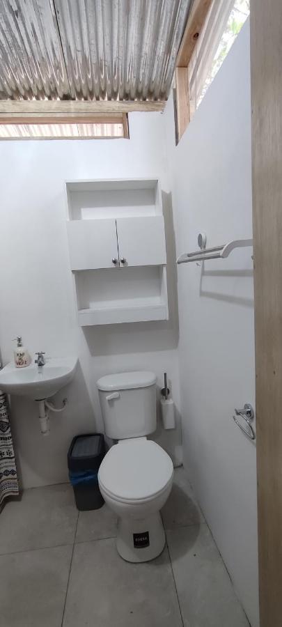 Garden House Puerto Lopez Hotel Екстериор снимка